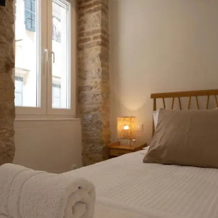 La Corda - Renovated In Corfu Town דירה