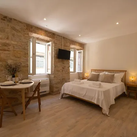 Lägenhet La Corda - Renovated In Corfu Town *